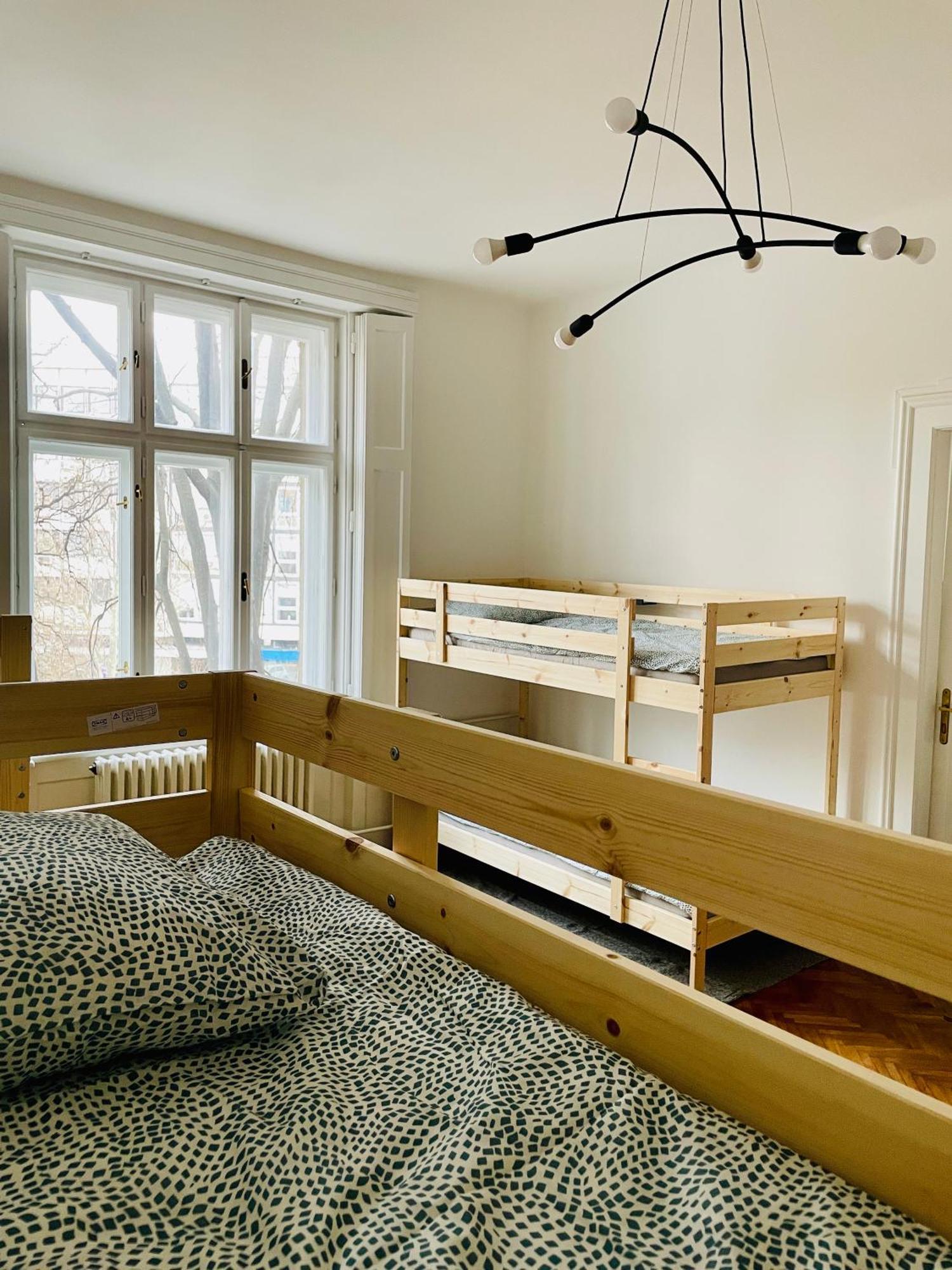 Hostel Green World Novi Sad Buitenkant foto